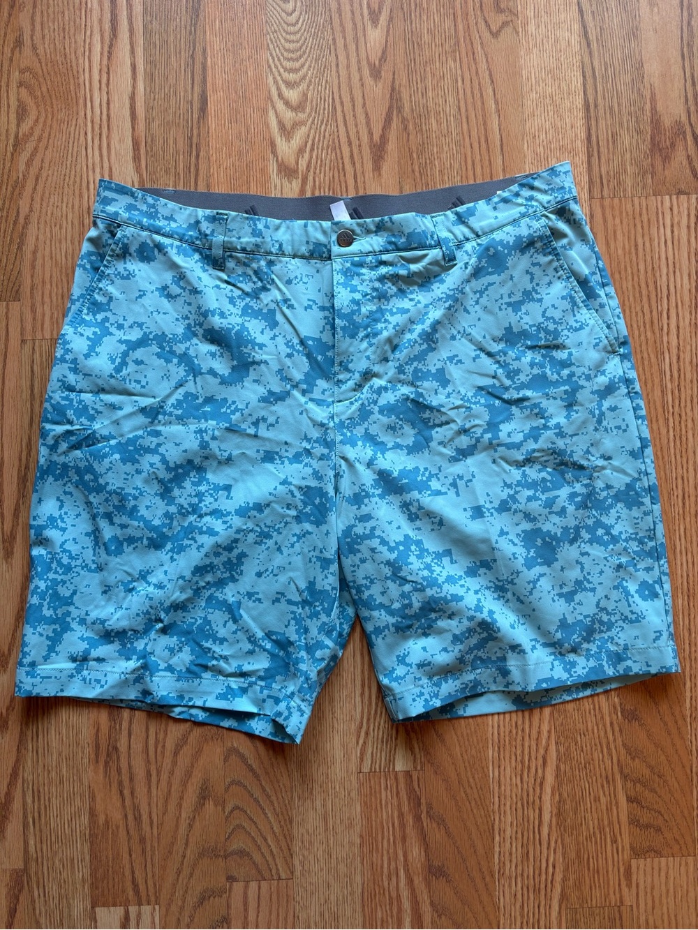 Adidas Ultimate365 Men's Blue Digital Camo Golf Shorts